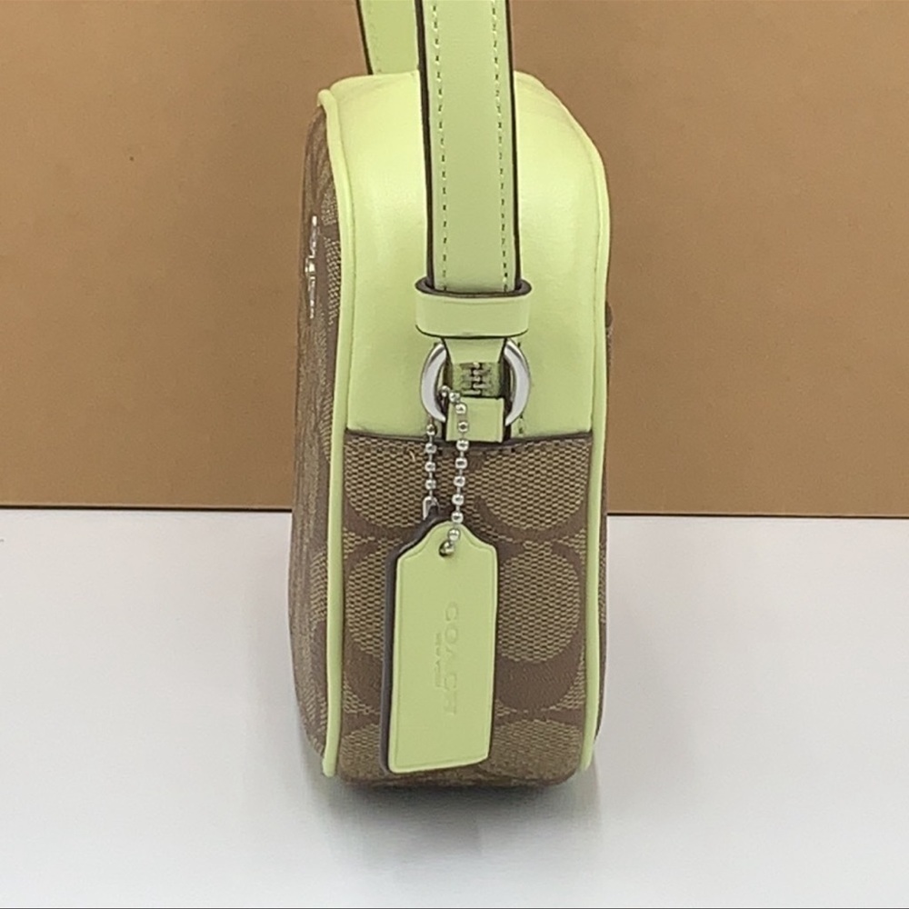 Coach Mini Jamie Camera Bag In Signature Canvas
SV/Khaki/Pale Lime
NWT - Picture 3 of 16